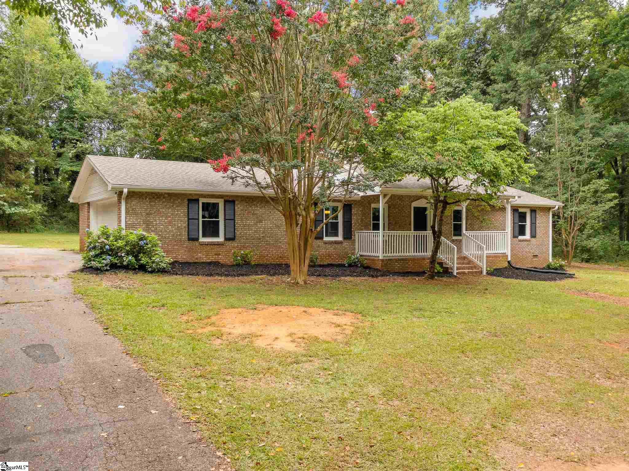 232 State Rd S-42-9747 Spartanburg, SC 29307 - Photo 3 of 30 Gallery Image 3
