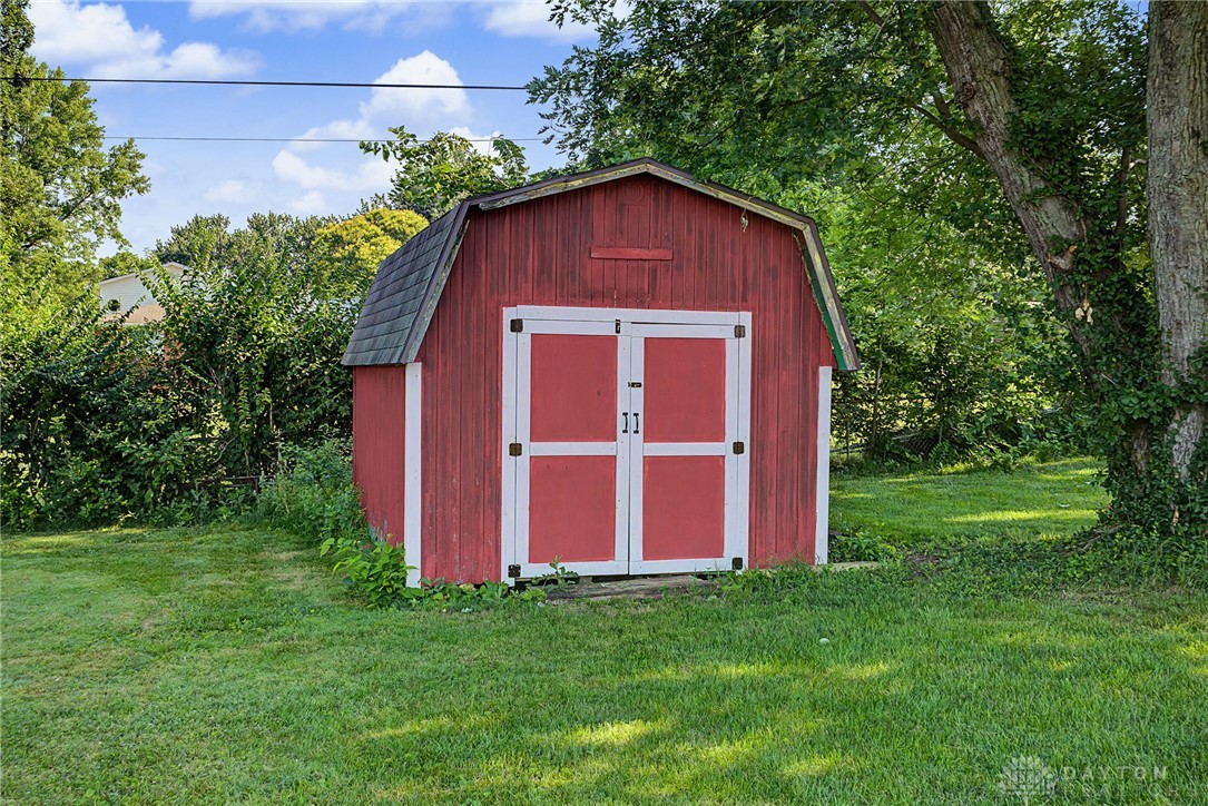 350 Broadway Road Enon, OH 45323 - Photo 35 of 49