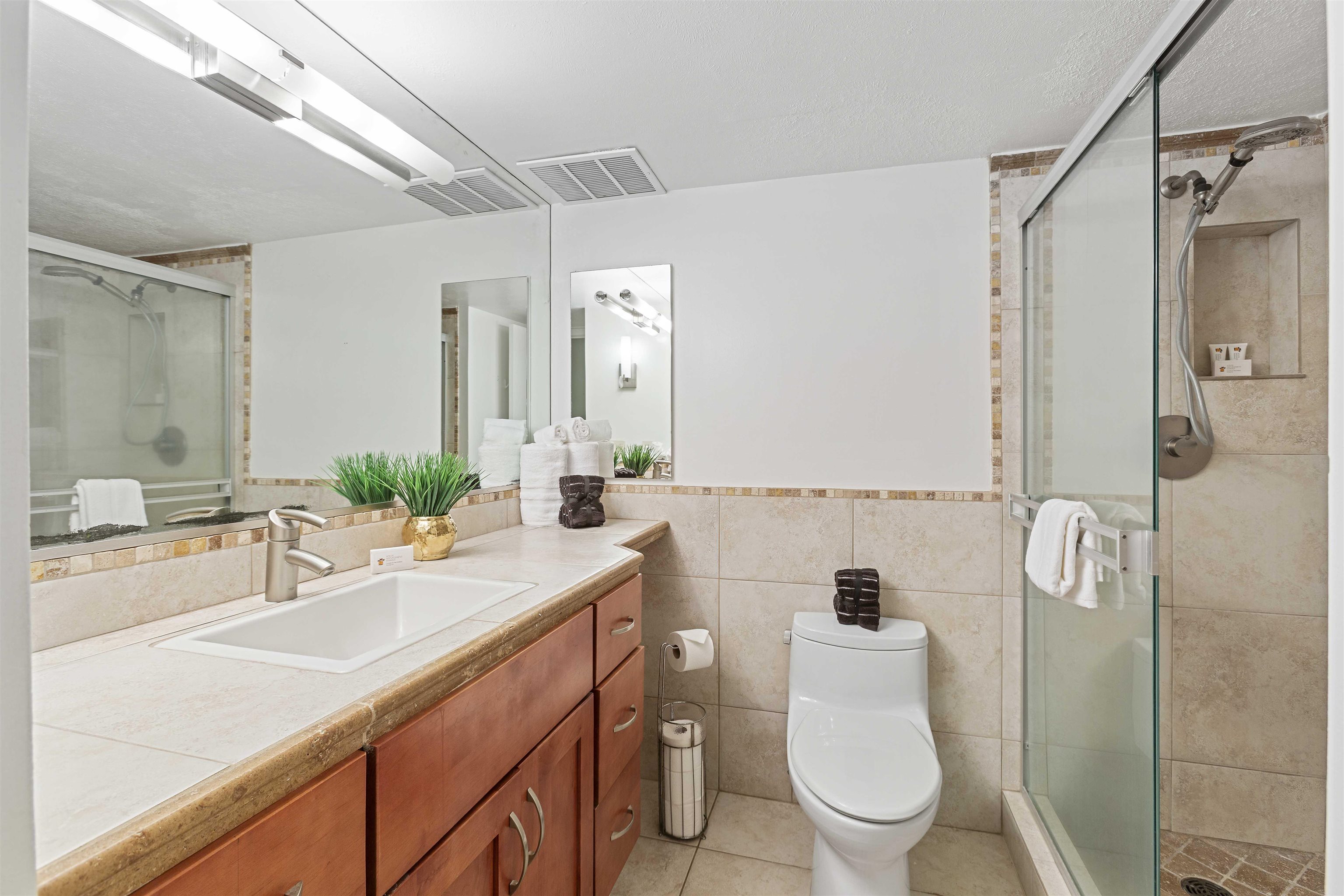 4242 Lower Honoapiilani Road, Unit E 210 Lahaina, HI 96761 - Photo 13 of 40