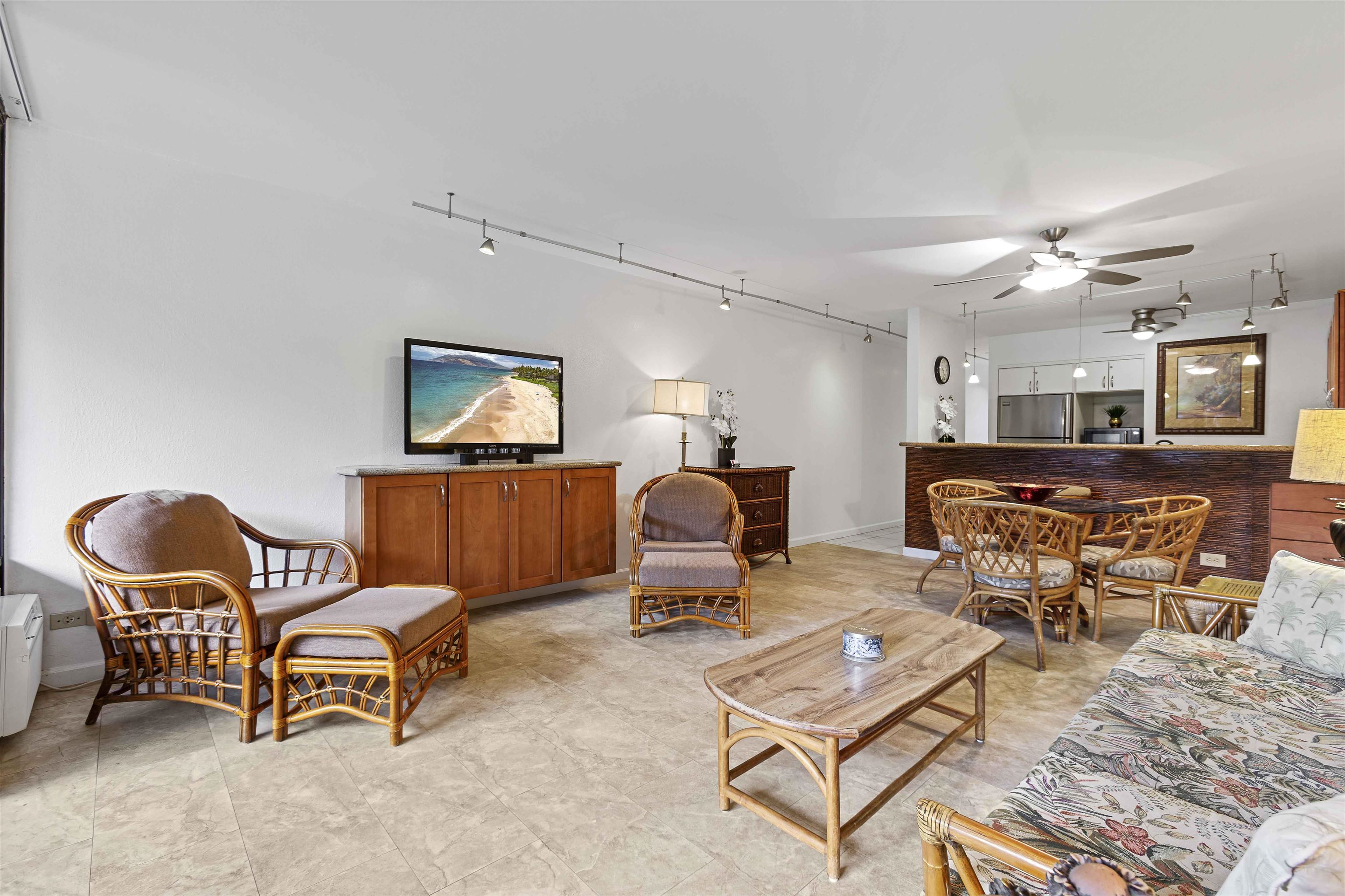 4242 Lower Honoapiilani Road, Unit E 210 Lahaina, HI 96761 - Photo 20 of 40