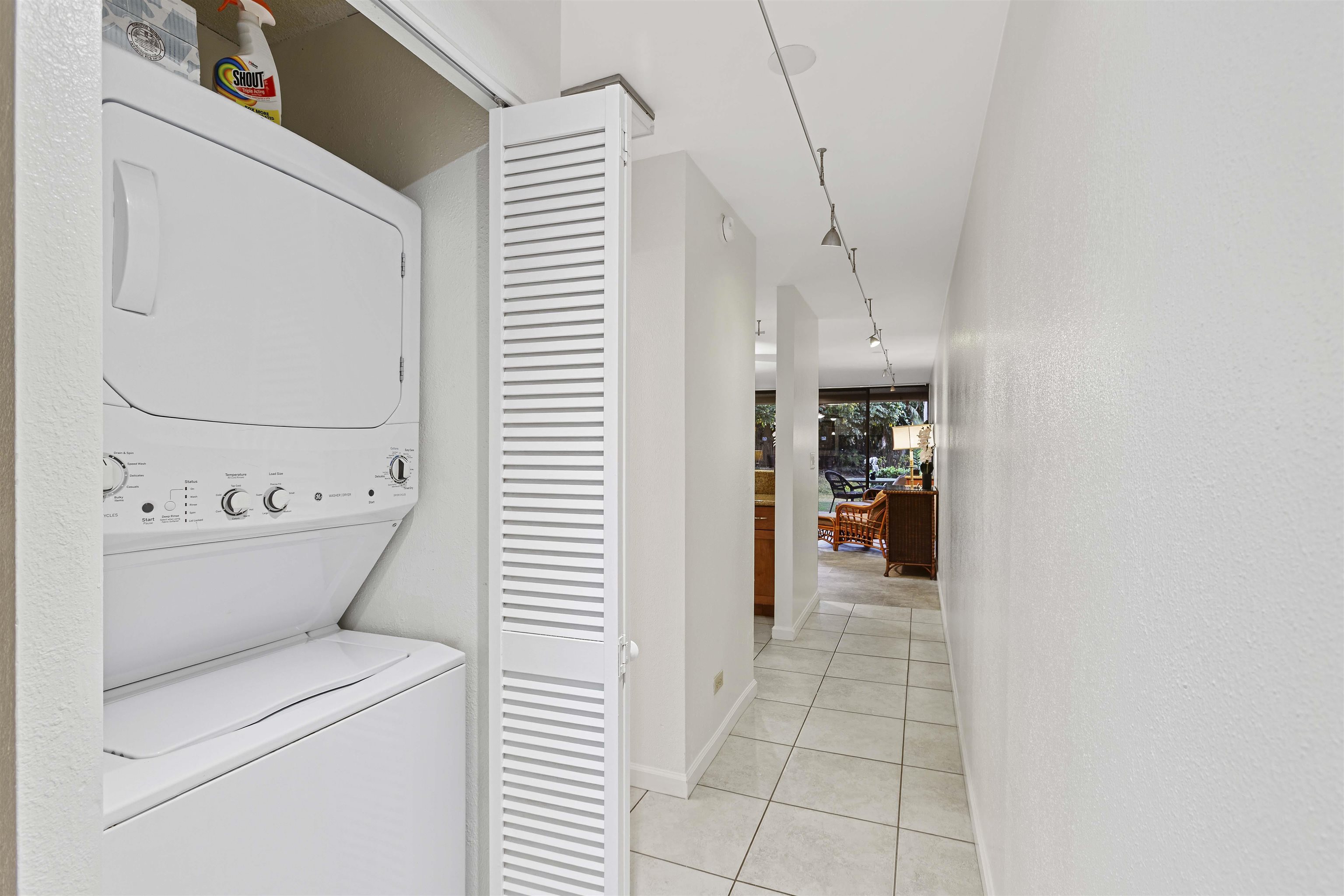 4242 Lower Honoapiilani Road, Unit E 210 Lahaina, HI 96761 - Photo 35 of 40