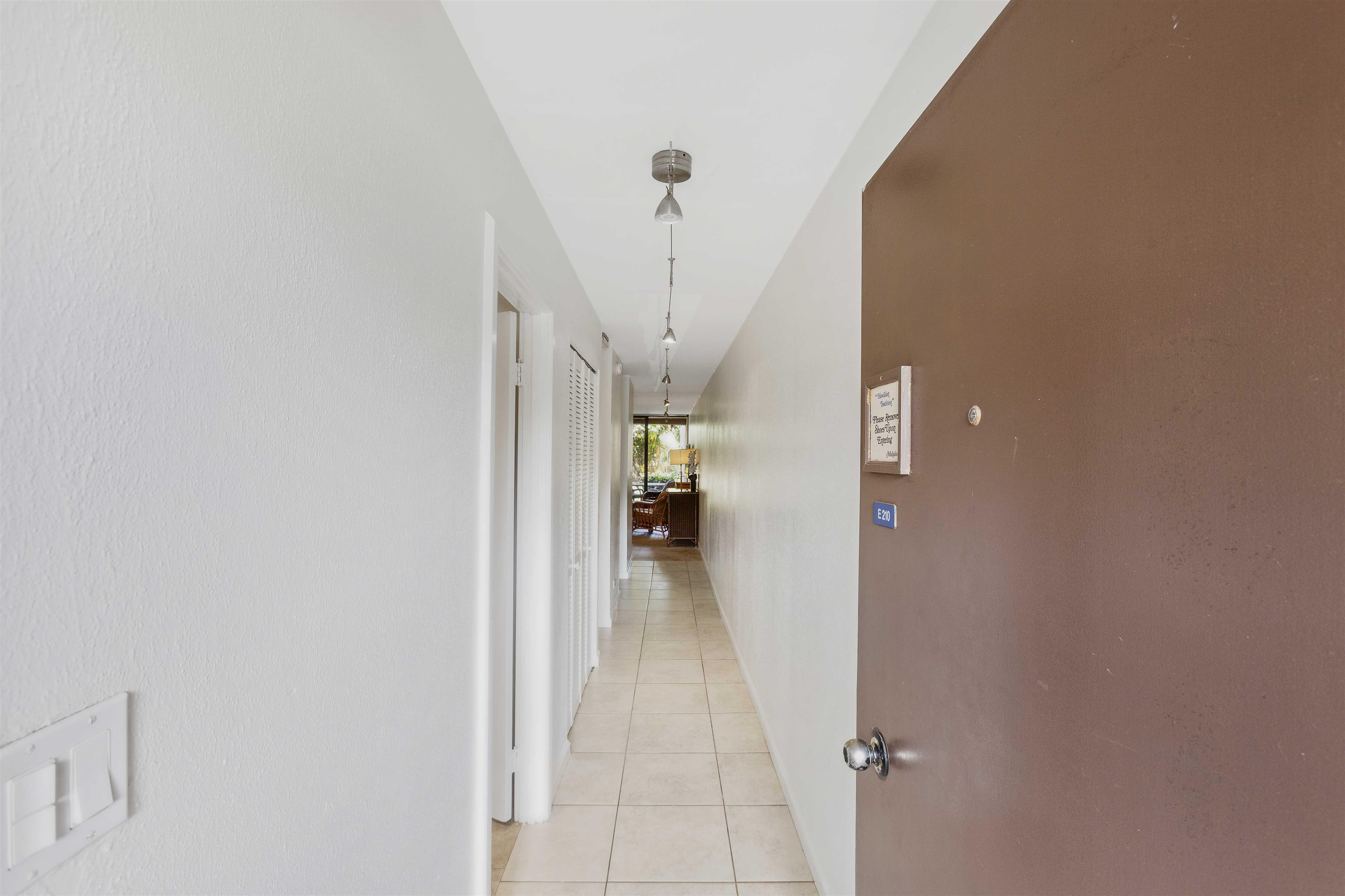 4242 Lower Honoapiilani Road, Unit E 210 Lahaina, HI 96761 - Photo 4 of 40