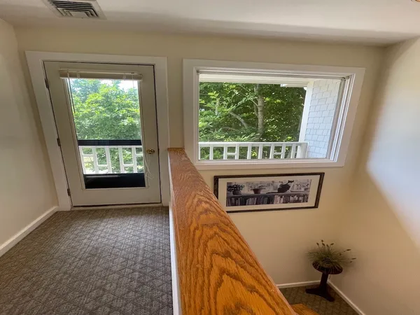 $2,900 | 15 Hammersmith Road, Unit 33, Newport, RI 02840