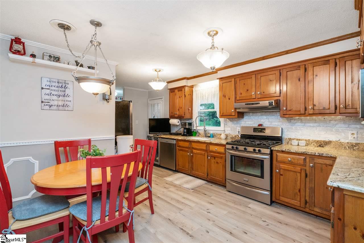 507 Fruitville Road Greenville, SC 29607 - Photo 4 of 14 Gallery Image 4
