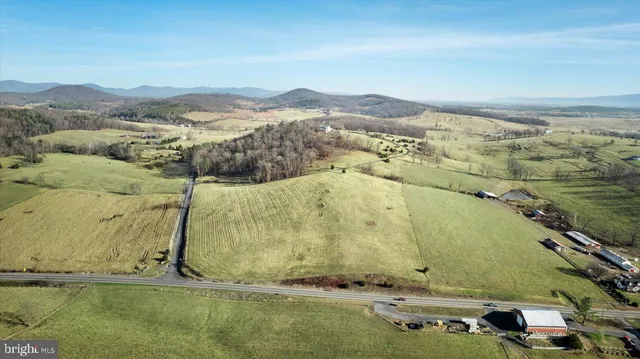 a view of a lake with houses
