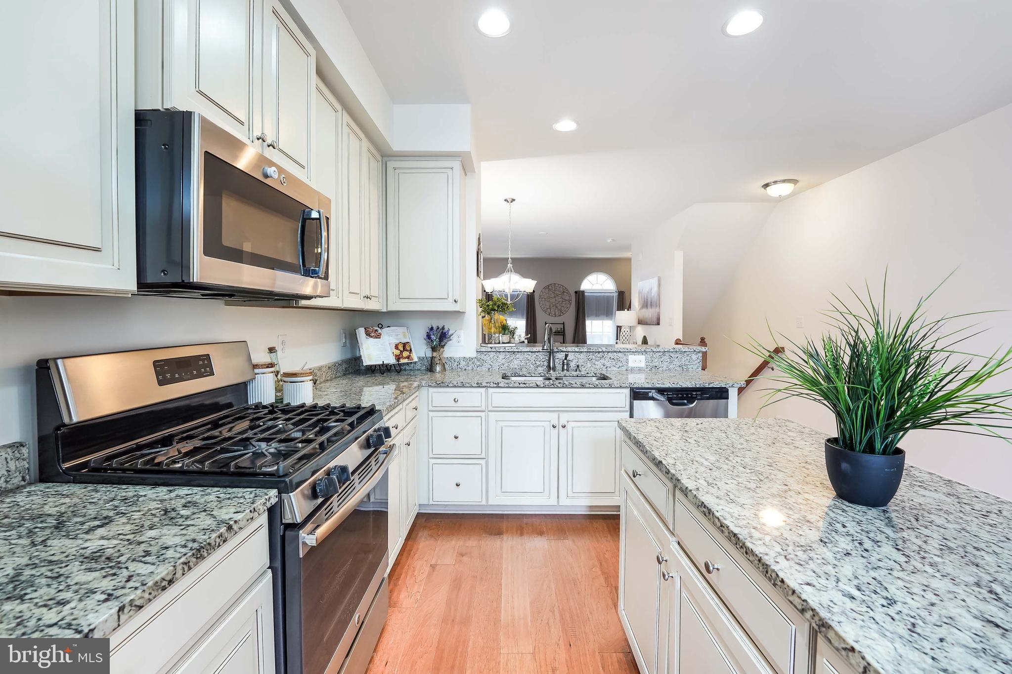 1768 Featherstone Road Woodbridge, VA 22191 - Photo 11 of 25