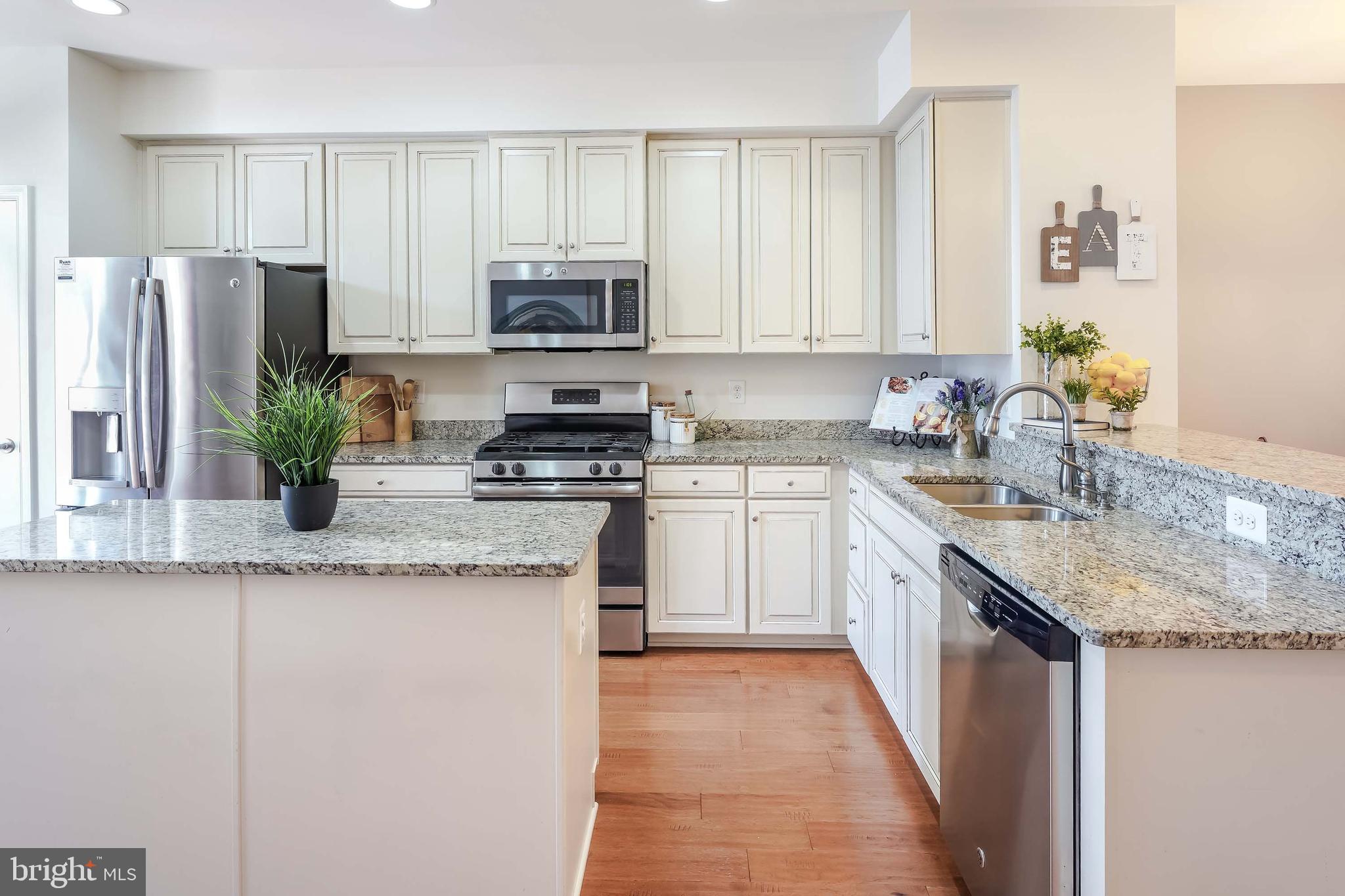 1768 Featherstone Road Woodbridge, VA 22191 - Photo 15 of 25