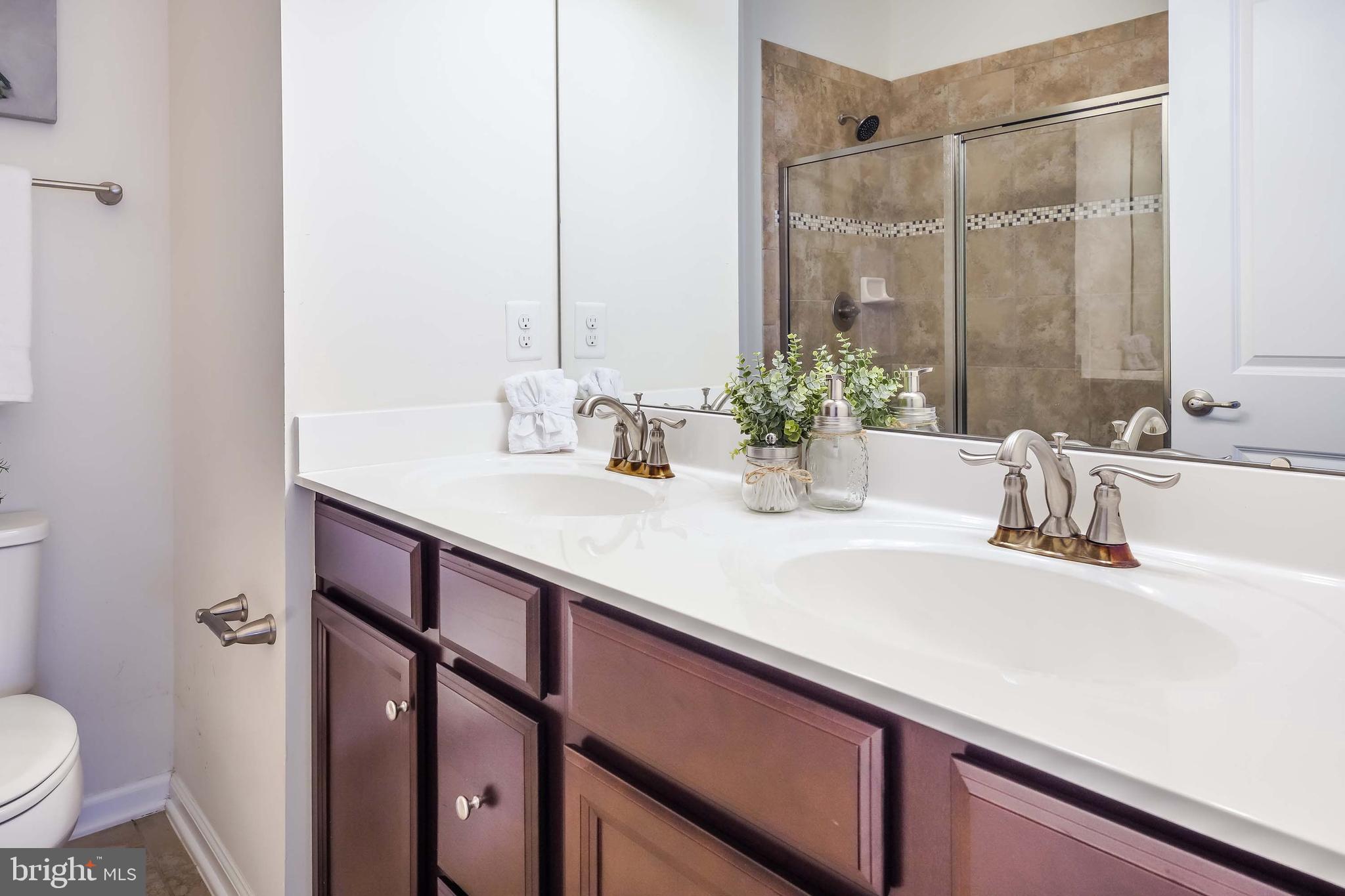 1768 Featherstone Road Woodbridge, VA 22191 - Photo 20 of 25