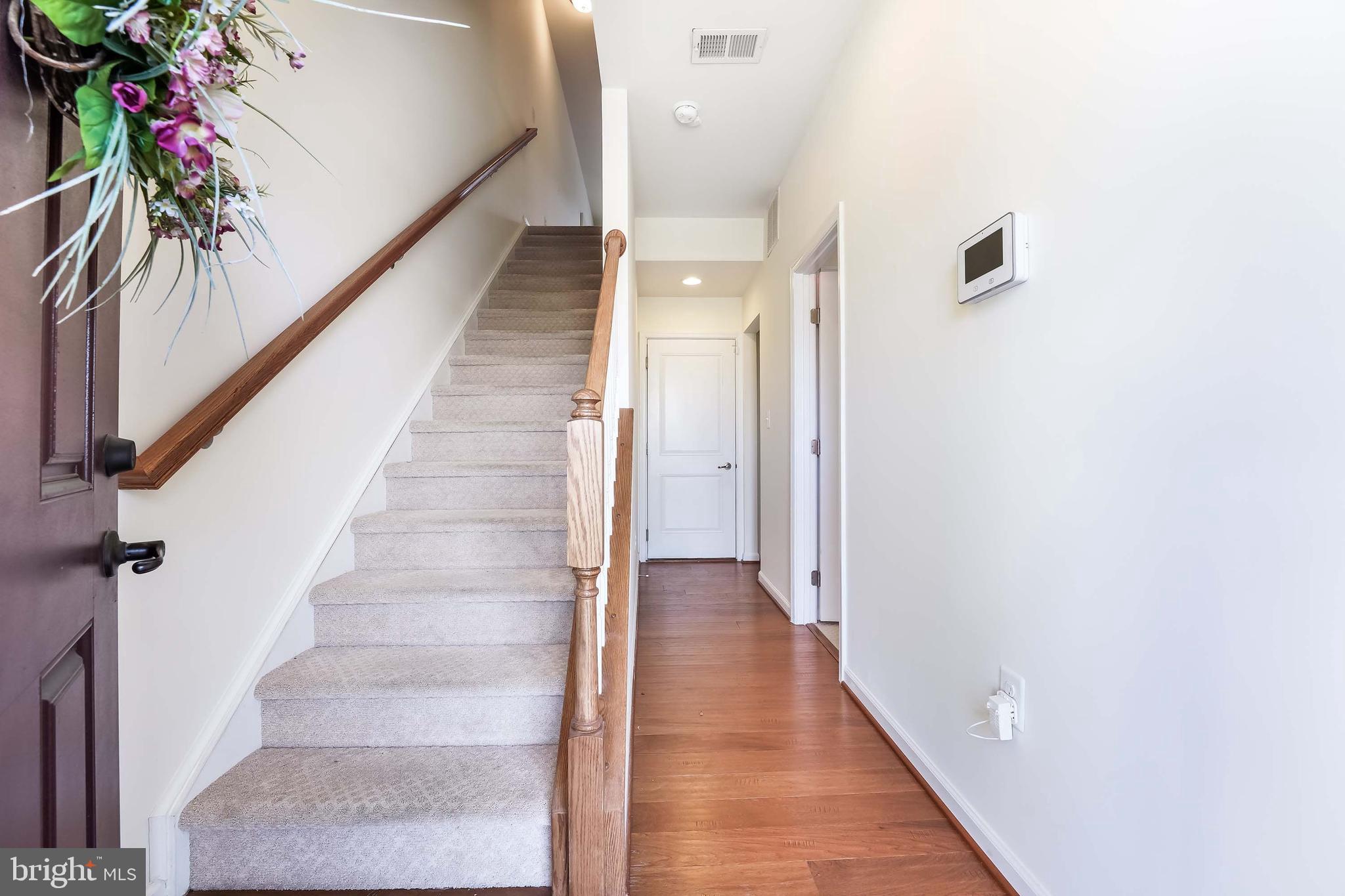 1768 Featherstone Road Woodbridge, VA 22191 - Photo 4 of 25