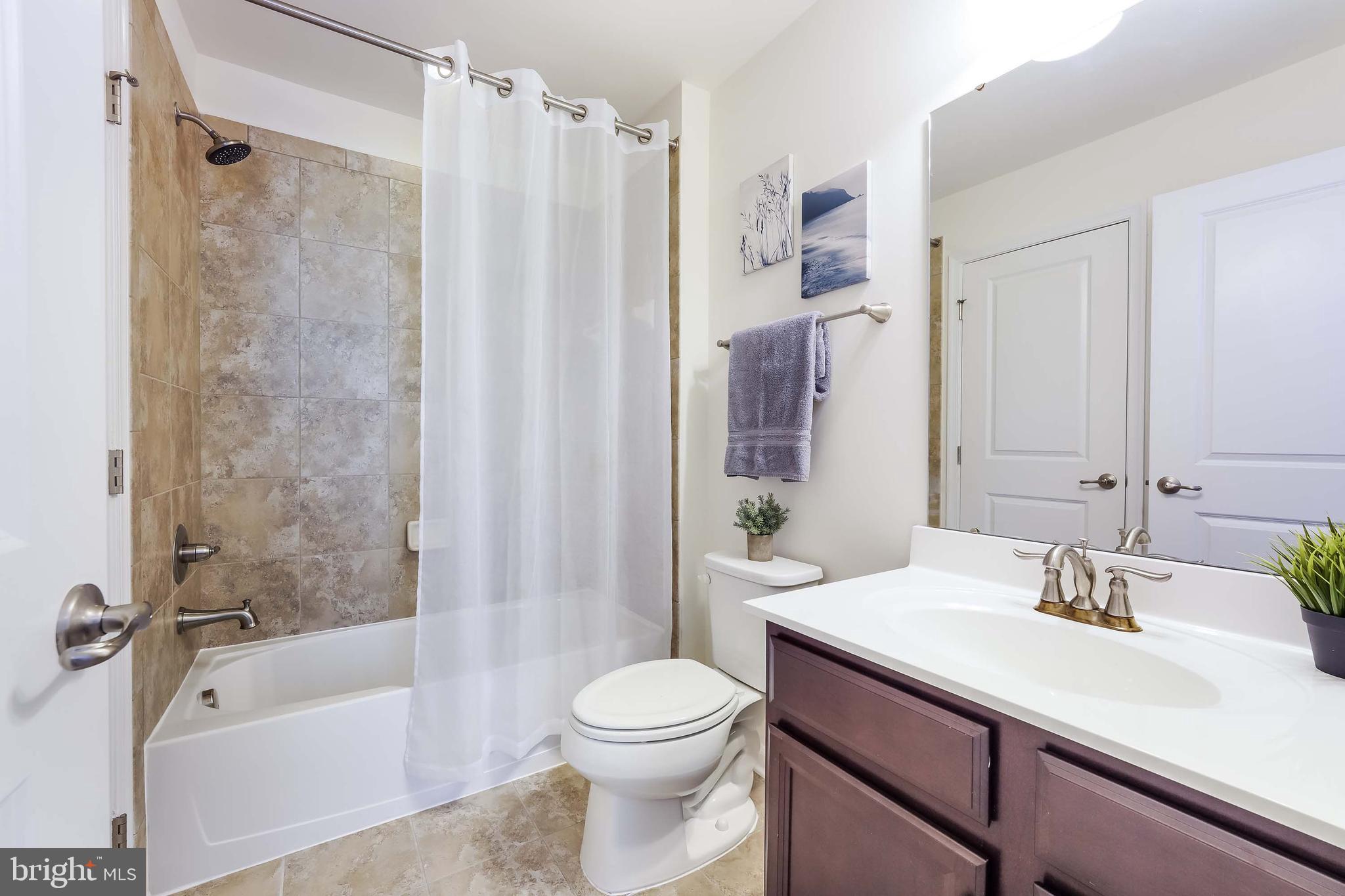 1768 Featherstone Road Woodbridge, VA 22191 - Photo 7 of 25