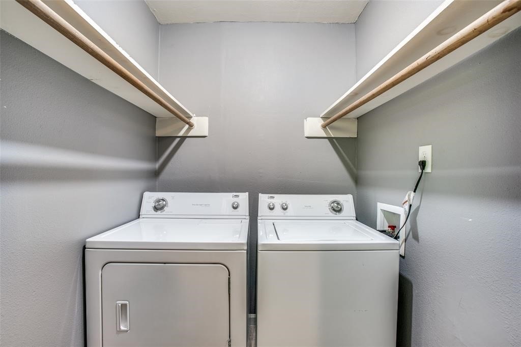 3938 West Alabama Street, Unit 8 Houston, TX 77027 - Photo 16 of 23 in one of the two walk in closets