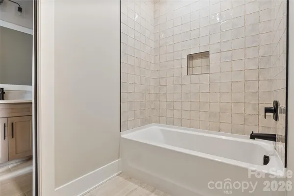 $1,449,900 | 1017 Courtney Lane, Unit 16, Waxhaw, NC 28173