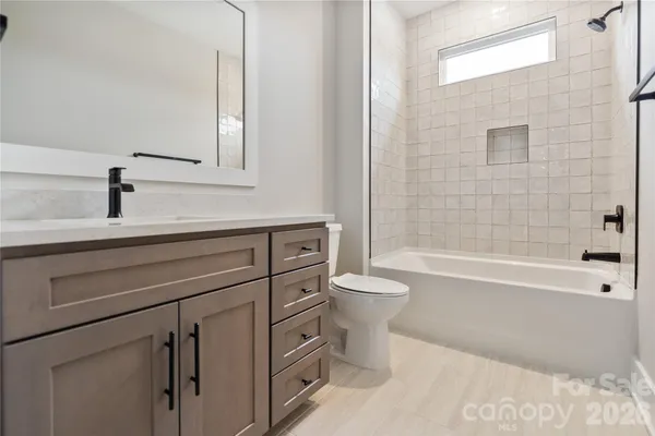 $1,449,900 | 1017 Courtney Lane, Unit 16, Waxhaw, NC 28173