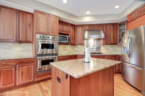 $799,000 | 24833 Winterberry Lane, Plainfield, IL 60585