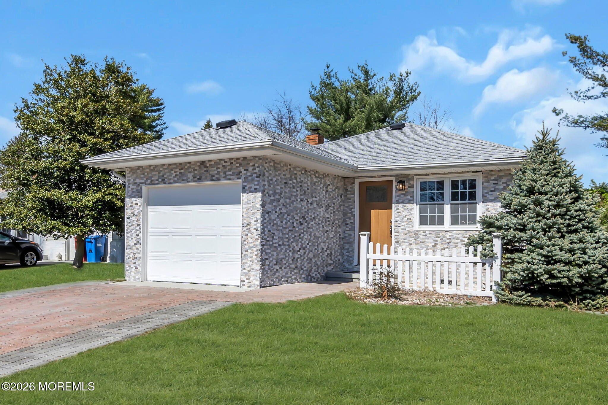 10 Nevis Court Toms River, NJ 08757 - Photo 5 of 22 2-web-or-mls-3-print-DSC03916-1b