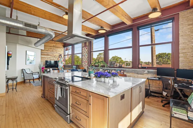 $550,000 | 215 West Maple Street, Unit 312, Milwaukee, WI 53204