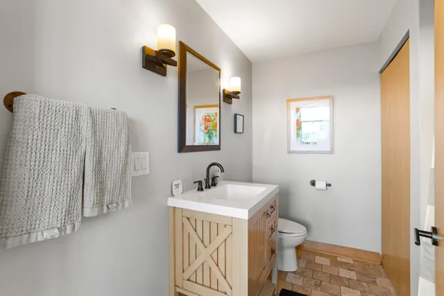 $550,000 | 215 West Maple Street, Unit 312, Milwaukee, WI 53204