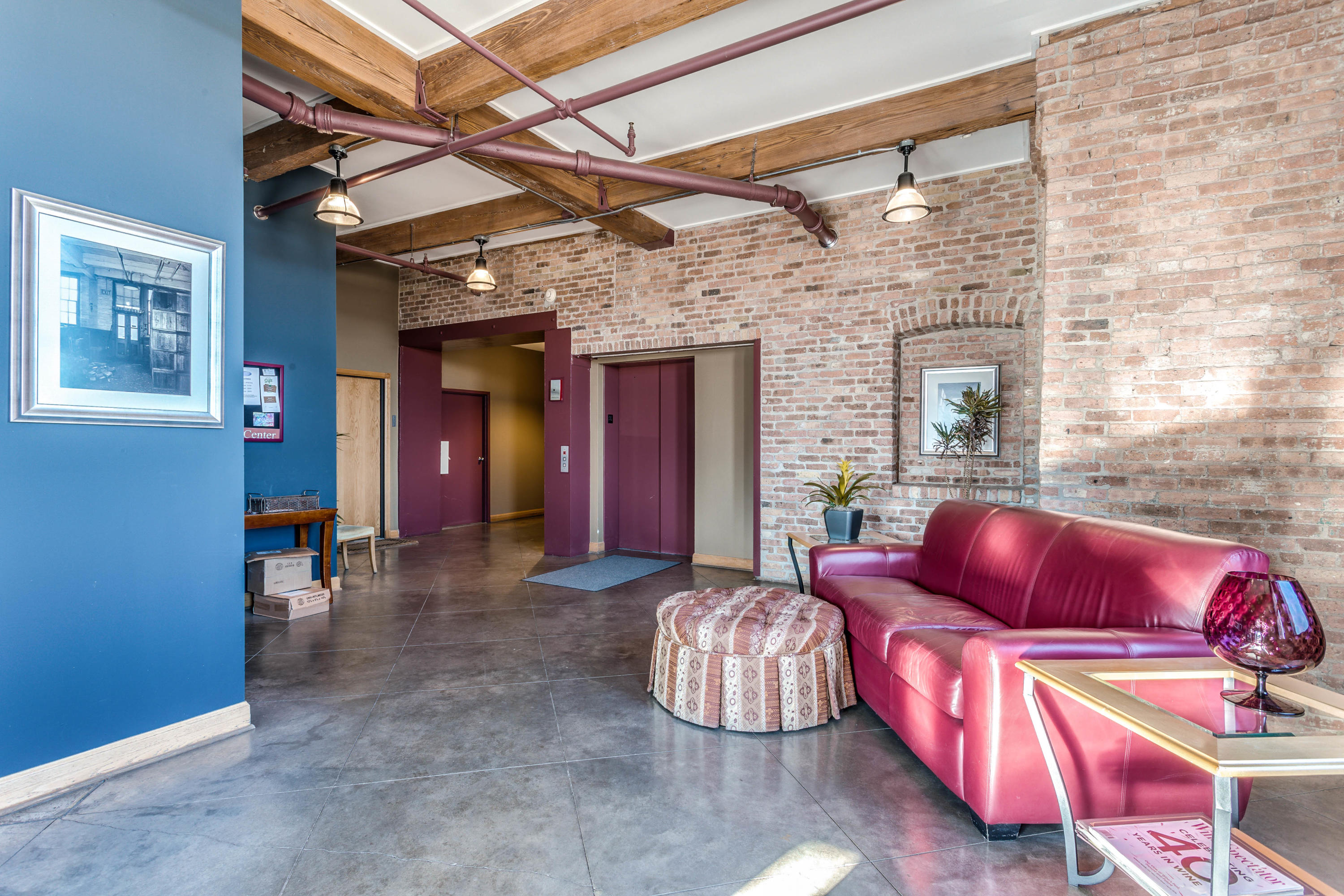 215 West Maple Street, Unit 312 Milwaukee, WI 53204 - Photo 40 of 41 Lobby