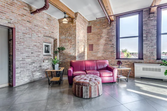 $550,000 | 215 West Maple Street, Unit 312, Milwaukee, WI 53204