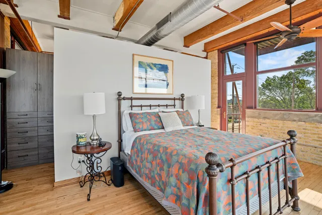 $550,000 | 215 West Maple Street, Unit 312, Milwaukee, WI 53204