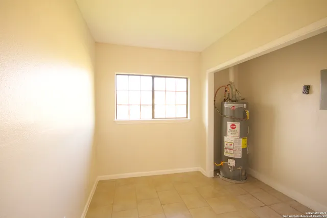 $220,000 | 7107 Westlawn Drive, San Antonio, TX 78227