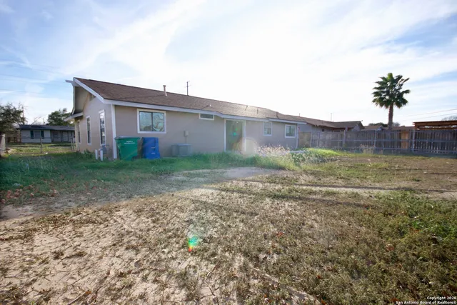 $220,000 | 7107 Westlawn Drive, San Antonio, TX 78227