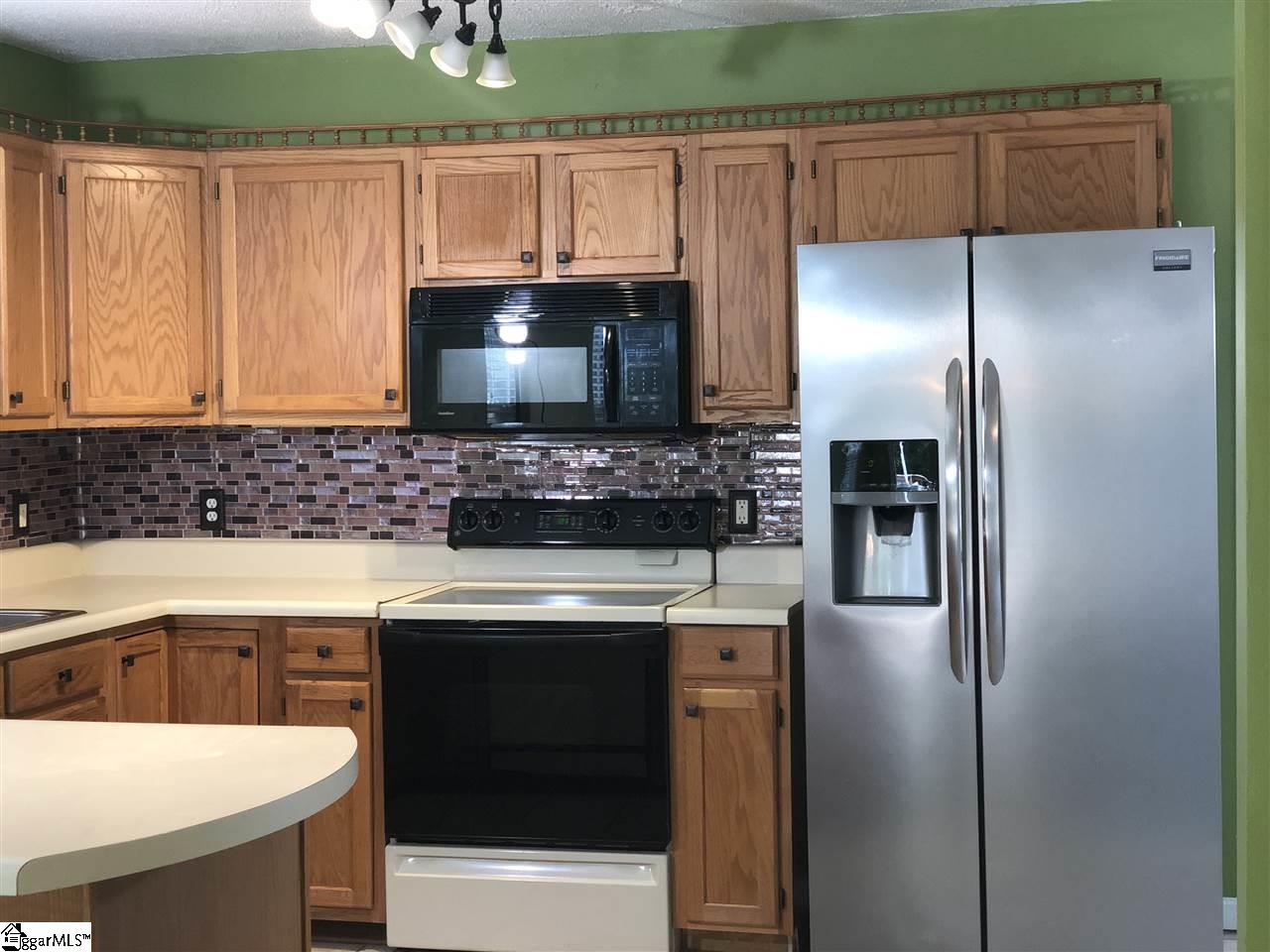 105 Ridgeside Court Greenville, SC 29617 - Photo 5 of 36 Gallery Image 5