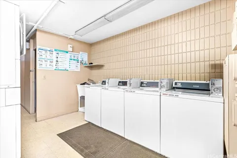 $387,000 | 1524 Pensacola Street, Unit 118, Honolulu, HI 96822