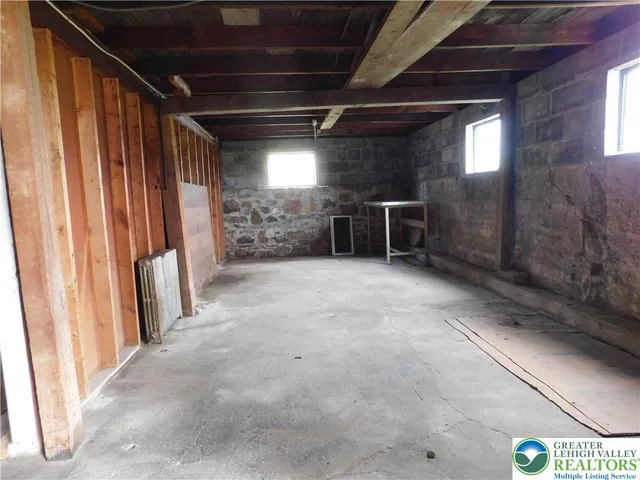 $400 | 424 Monocacy Drive, Unit 3 BAY GARAGE, Bath, PA 18014