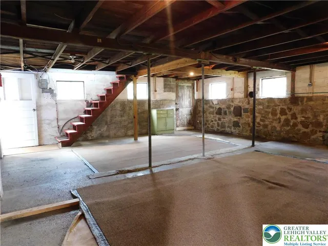 $400 | 424 Monocacy Drive, Unit 3 BAY GARAGE, Bath, PA 18014