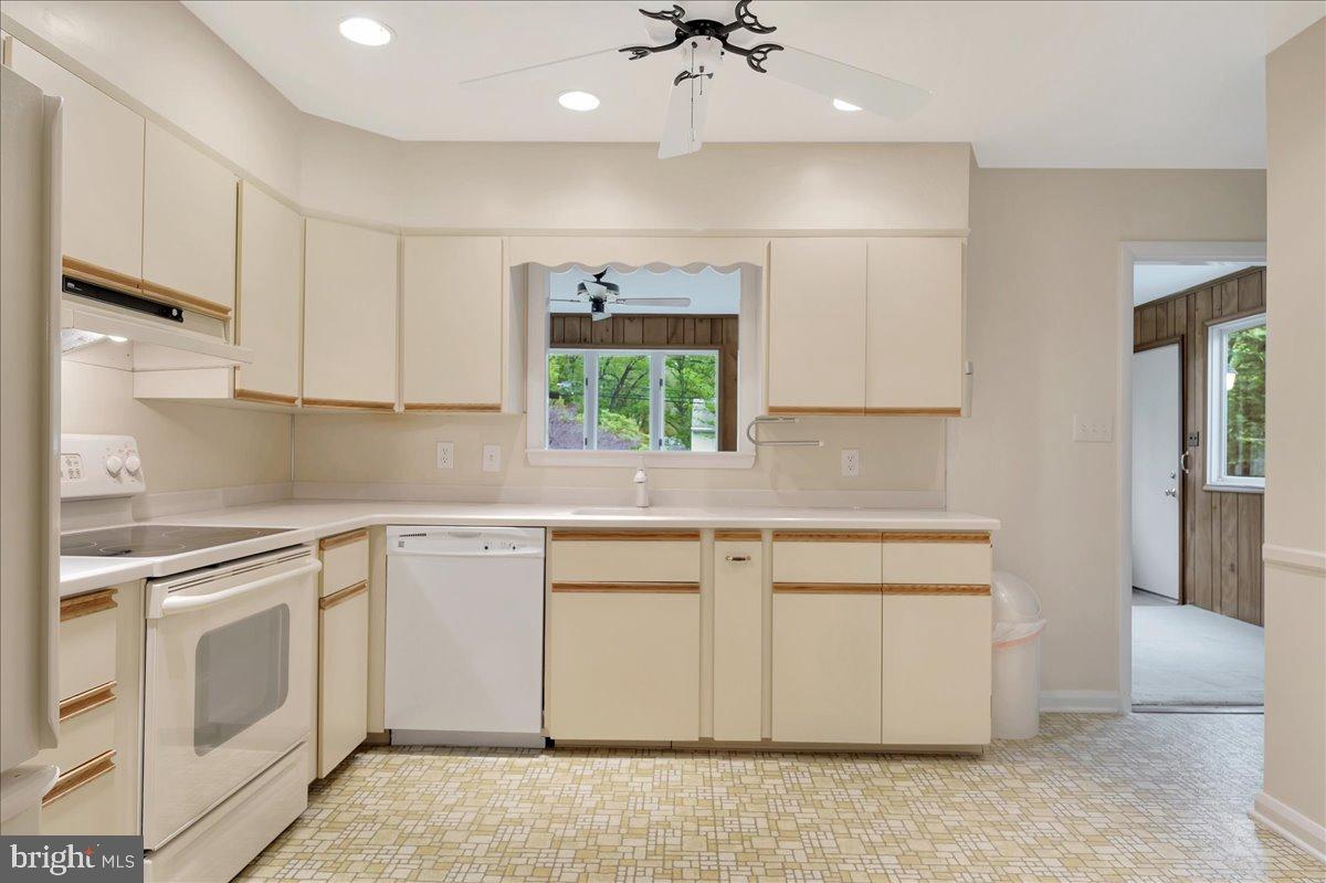 2016 Kynwyd Road Wilmington, DE 19810 - Photo 11 of 26 Gallery Image 11