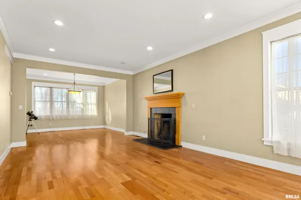 $575,000 | 24845 Emanuel Lane, Tremont, IL 61568