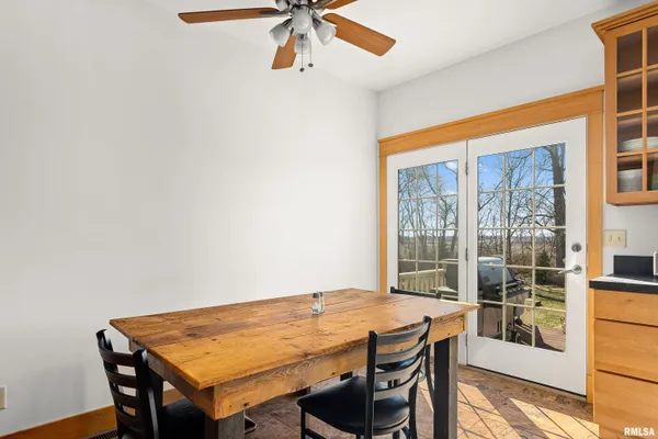 $575,000 | 24845 Emanuel Lane, Tremont, IL 61568