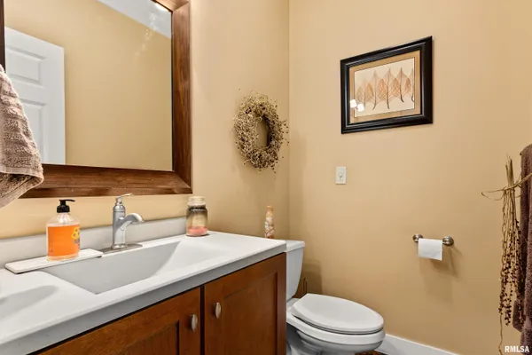 $575,000 | 24845 Emanuel Lane, Tremont, IL 61568