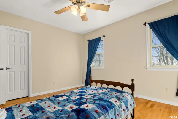 $575,000 | 24845 Emanuel Lane, Tremont, IL 61568