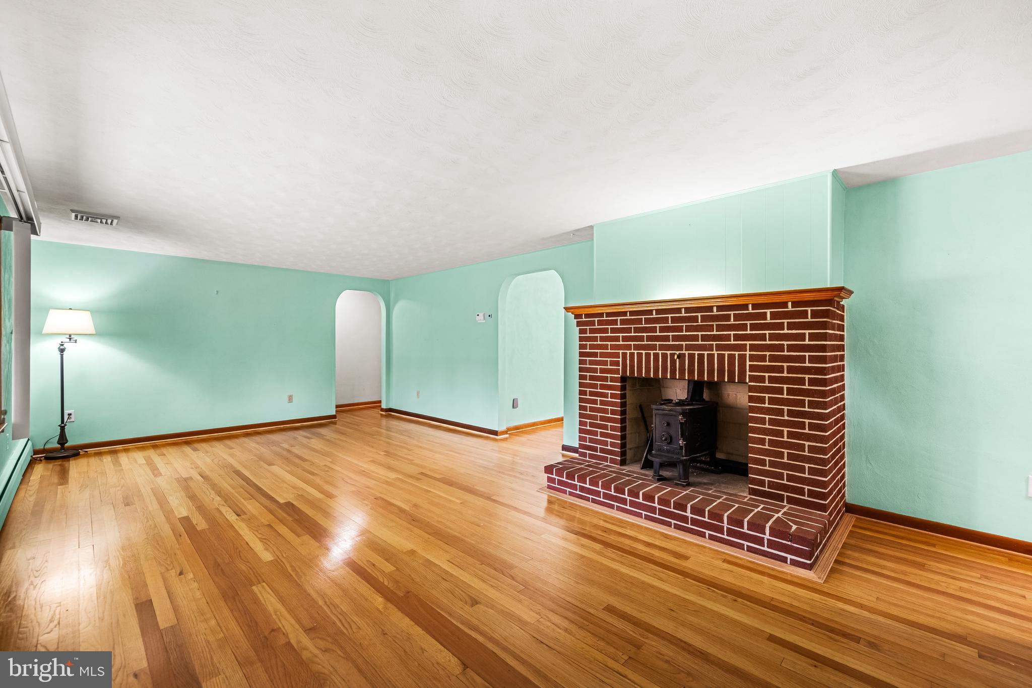 4710 Fiscal Road Glen Rock, PA 17327 - Photo 5 of 39 Gallery Image 5