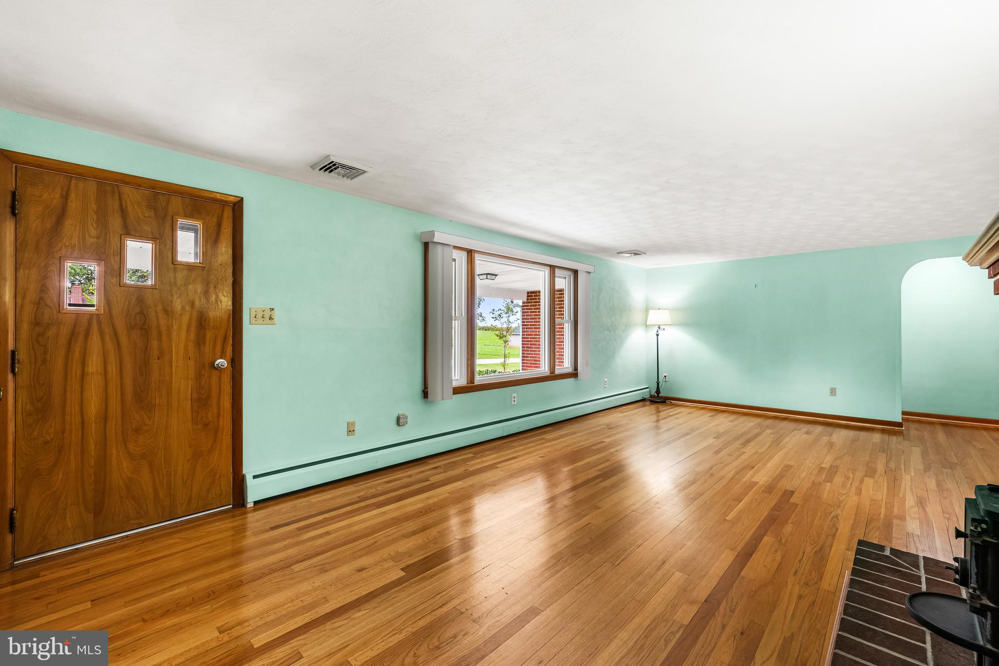 4710 Fiscal Road Glen Rock, PA 17327 - Photo 6 of 39 Gallery Image 6