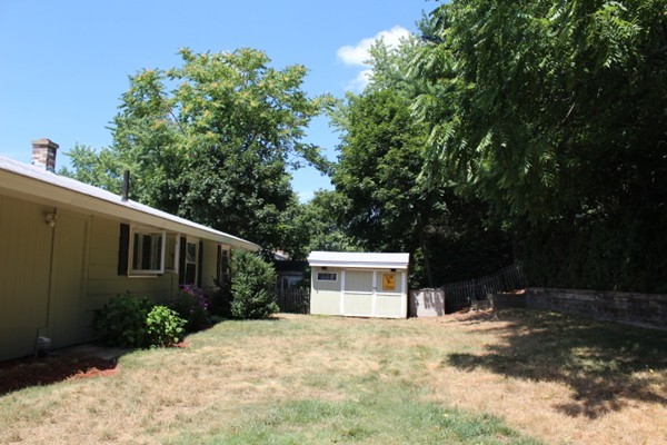 186 Temi Road Bellingham, MA 02019 - Photo 16 of 17 Gallery Image 16