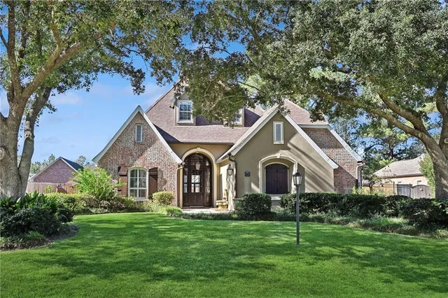 $654,000 | 7211 Brookwood Drive, Mandeville, LA 70471
