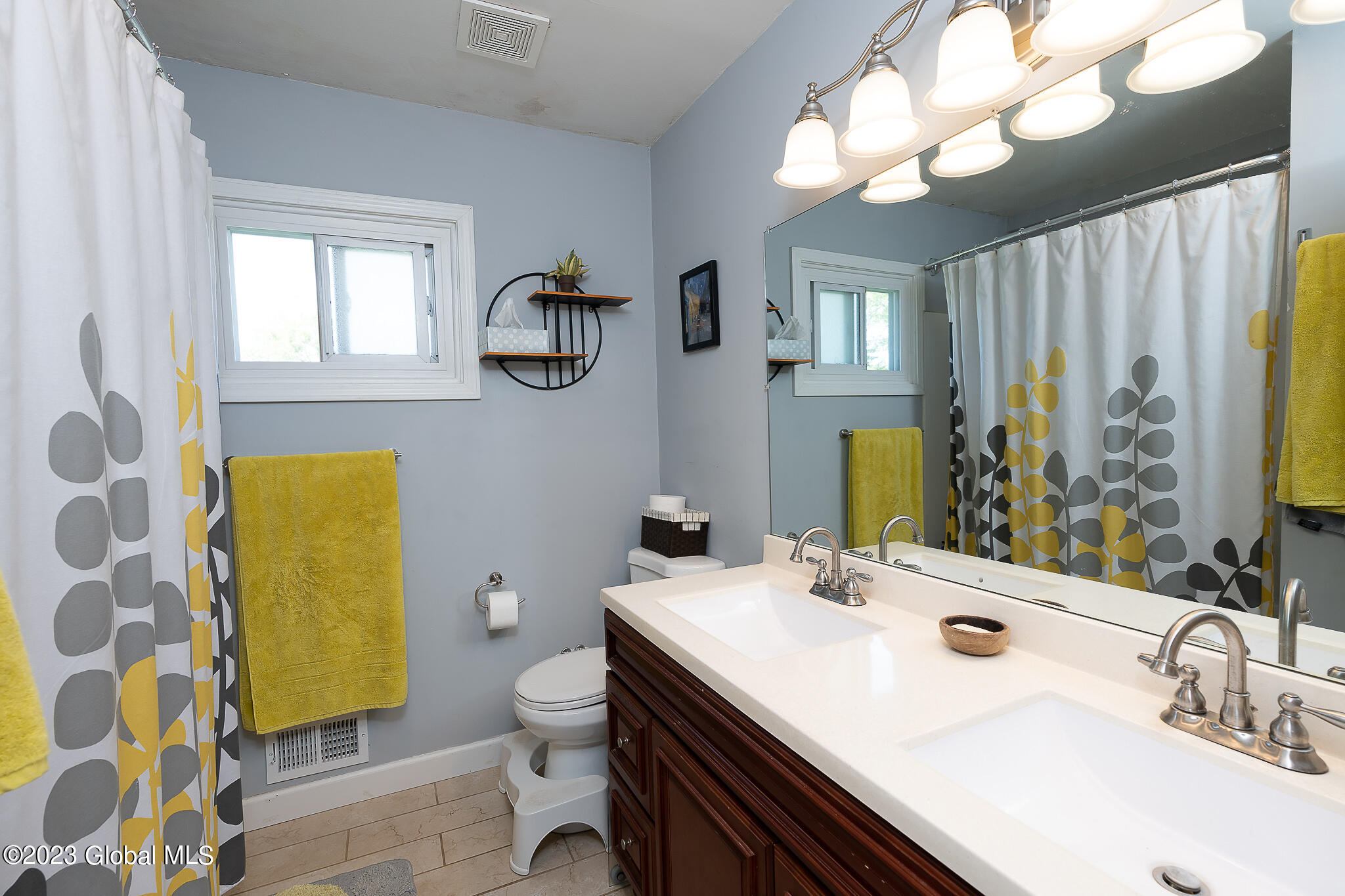 22 Tanglewood Road Colonie, NY 12205 - Photo 18 of 41 025-22-Tanglewood-Rd