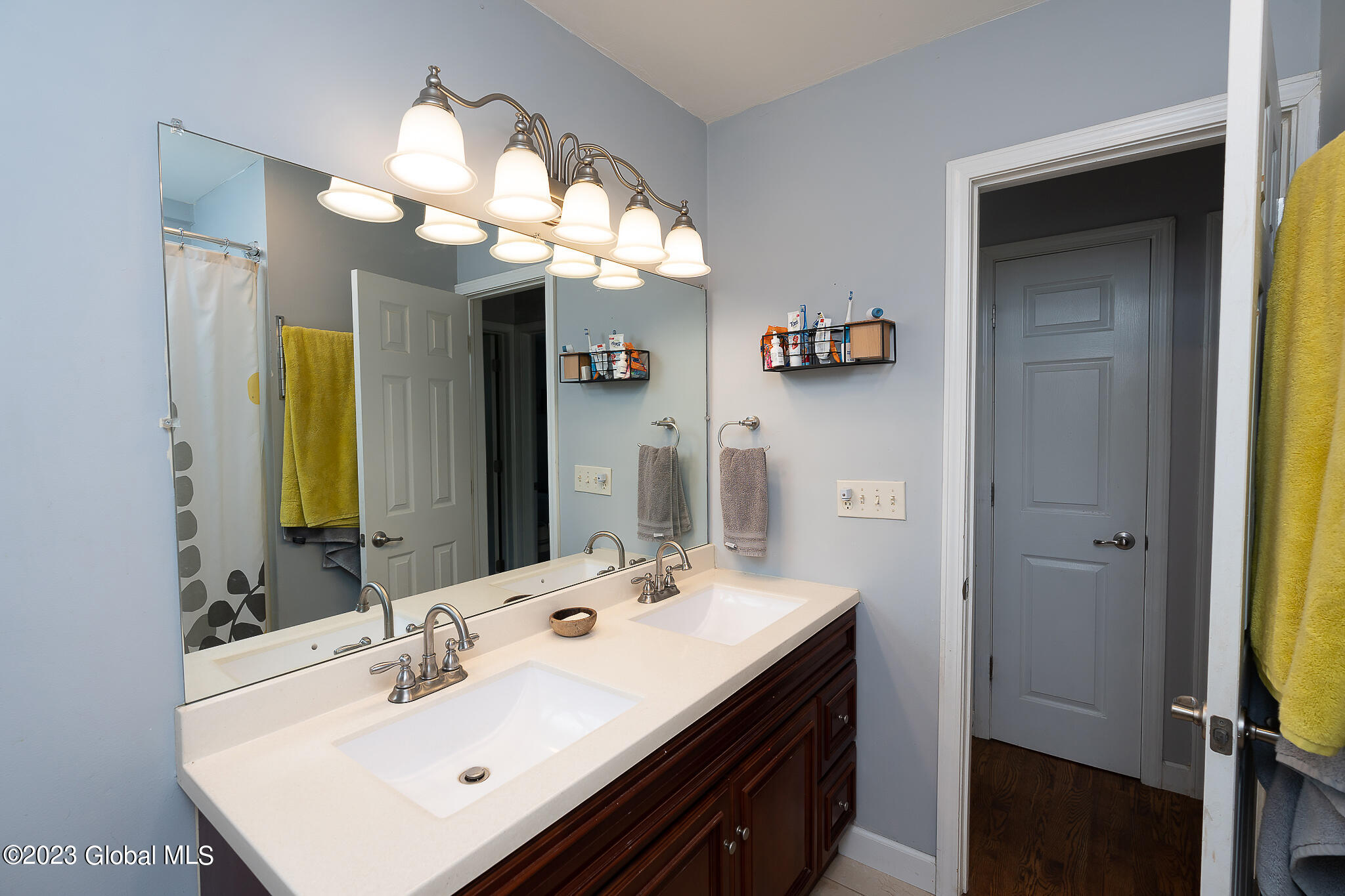 22 Tanglewood Road Colonie, NY 12205 - Photo 19 of 41 026-22-Tanglewood-Rd