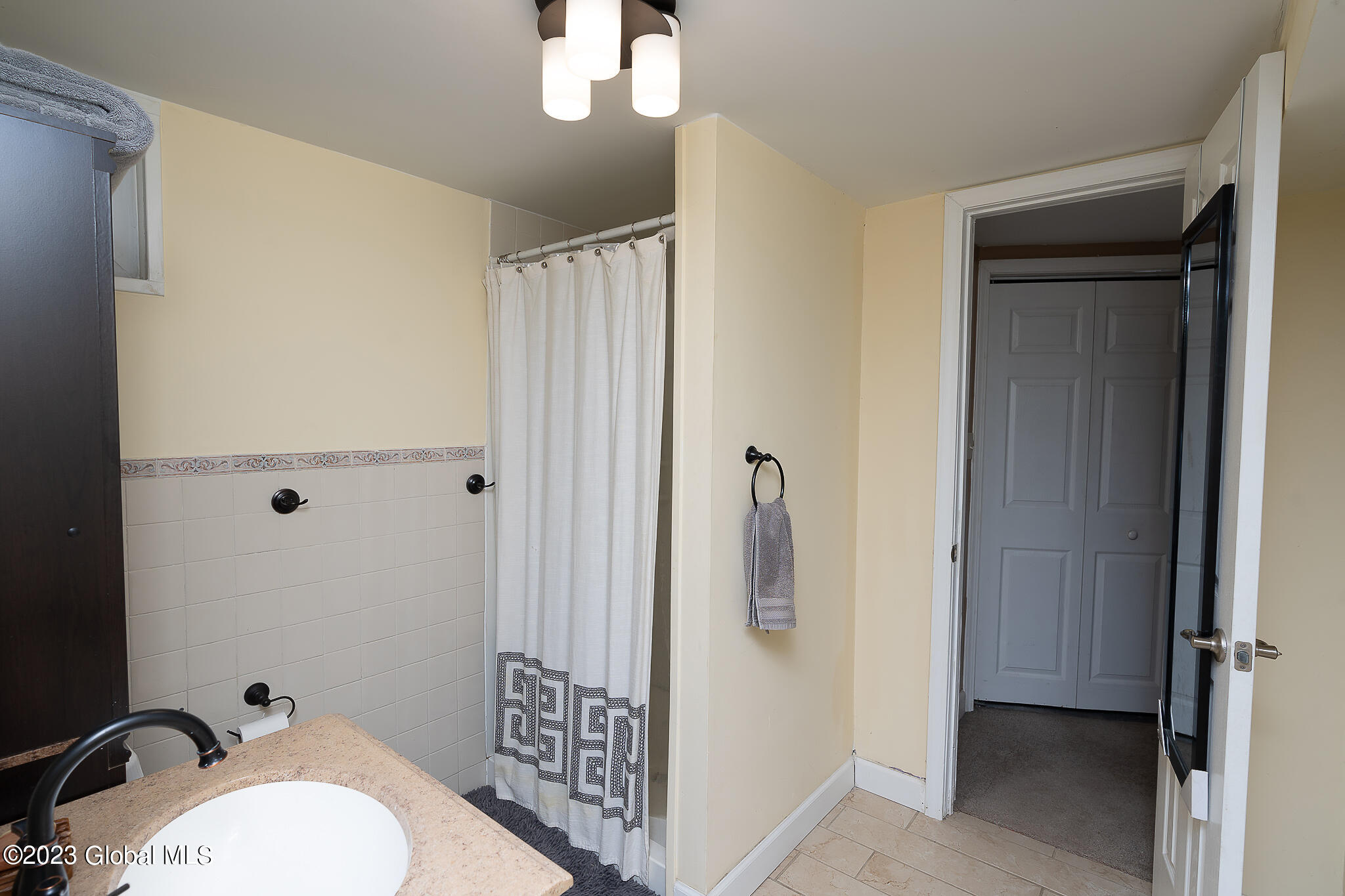 22 Tanglewood Road Colonie, NY 12205 - Photo 29 of 41 049-22-Tanglewood-Rd