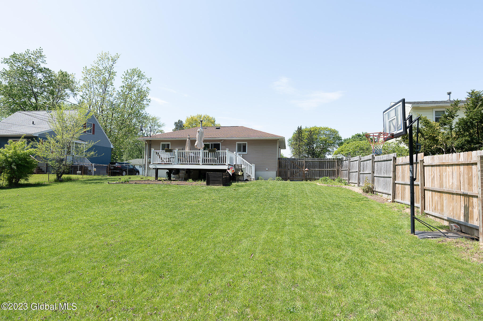 22 Tanglewood Road Colonie, NY 12205 - Photo 31 of 41 053-22-Tanglewood-Rd