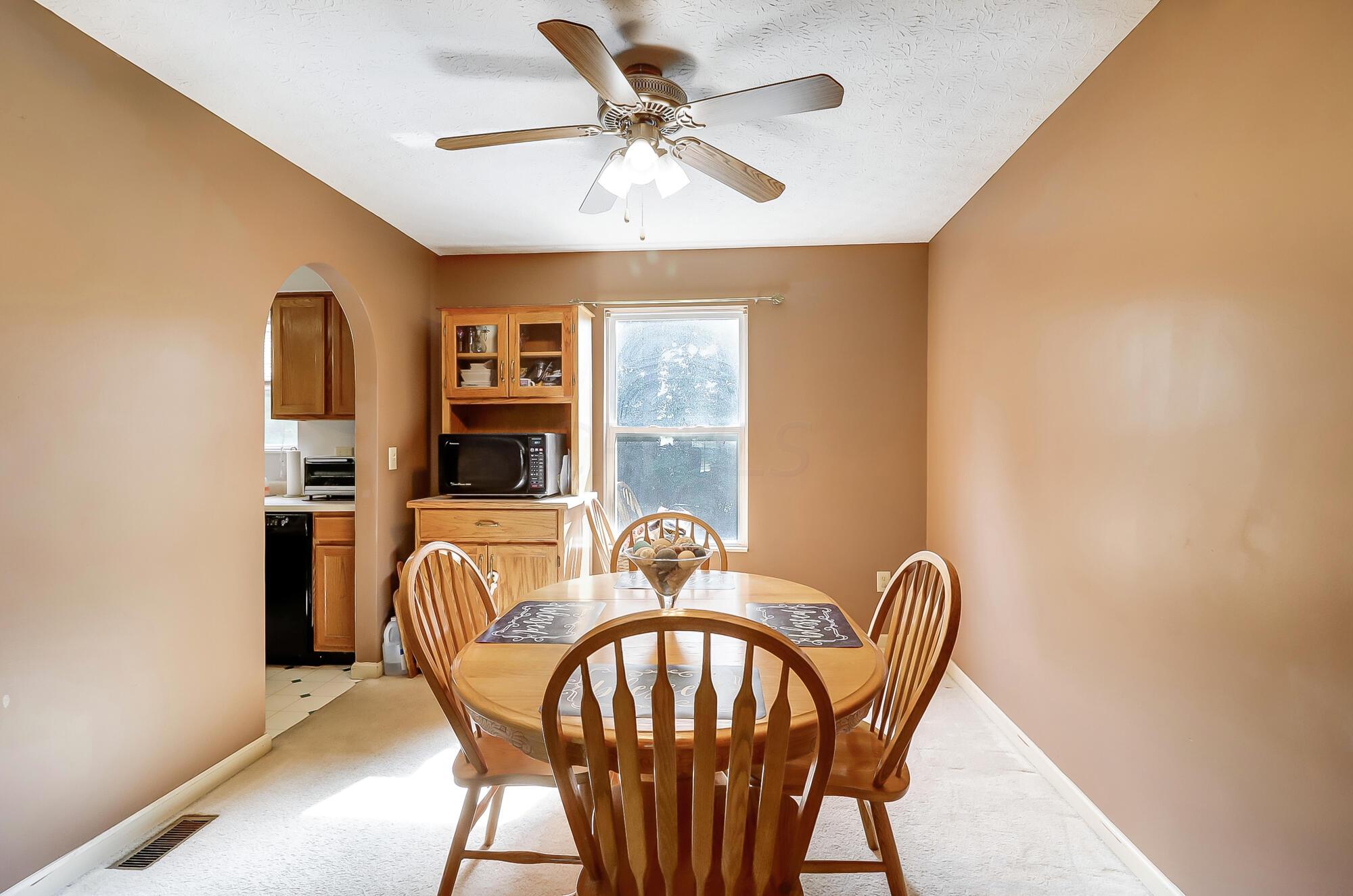 110 Kettering Bend Delaware, OH 43015 - Photo 7 of 28 110 Kettering Bend - Dining Room