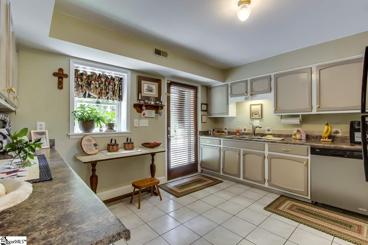 537 Rockmont Road Greenville, SC 29615 - Photo 15 of 36 Gallery Image 15
