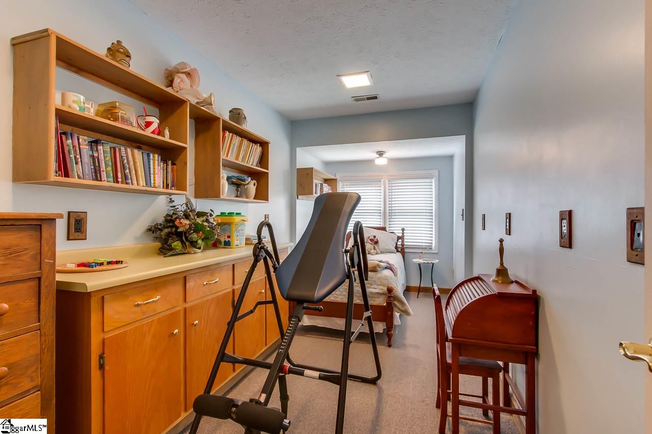 537 Rockmont Road Greenville, SC 29615 - Photo 28 of 36 Gallery Image 28