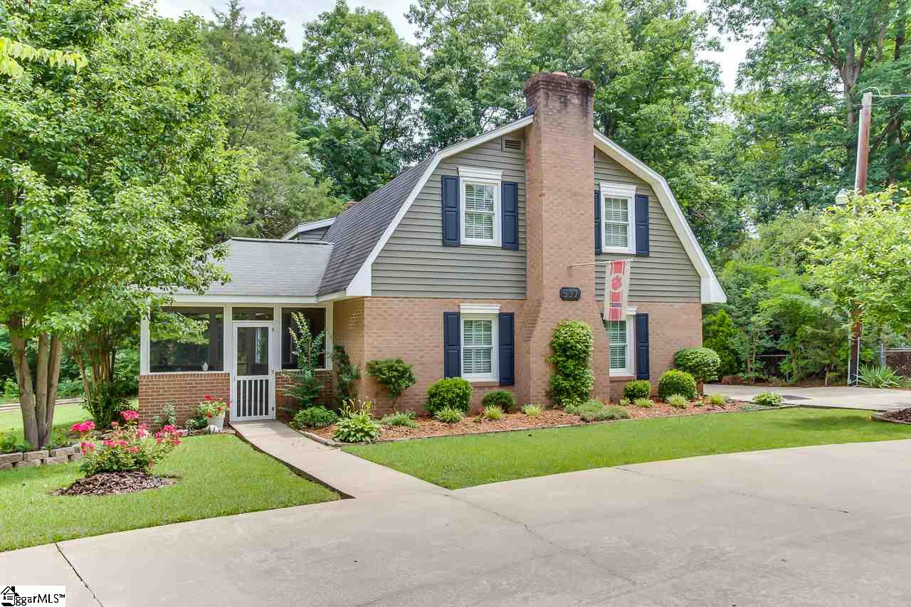 537 Rockmont Road Greenville, SC 29615 - Photo 4 of 36 Gallery Image 4
