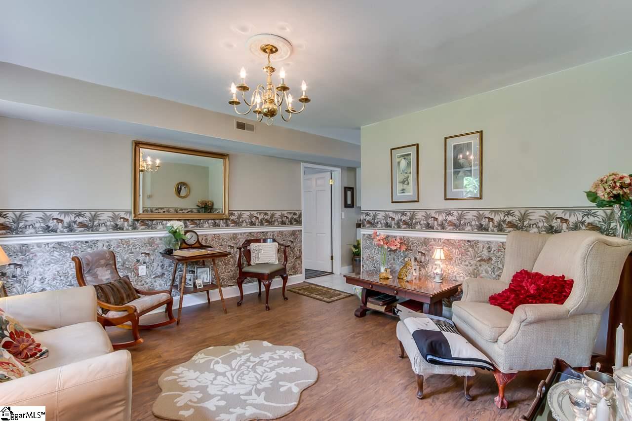 537 Rockmont Road Greenville, SC 29615 - Photo 8 of 36 Gallery Image 8