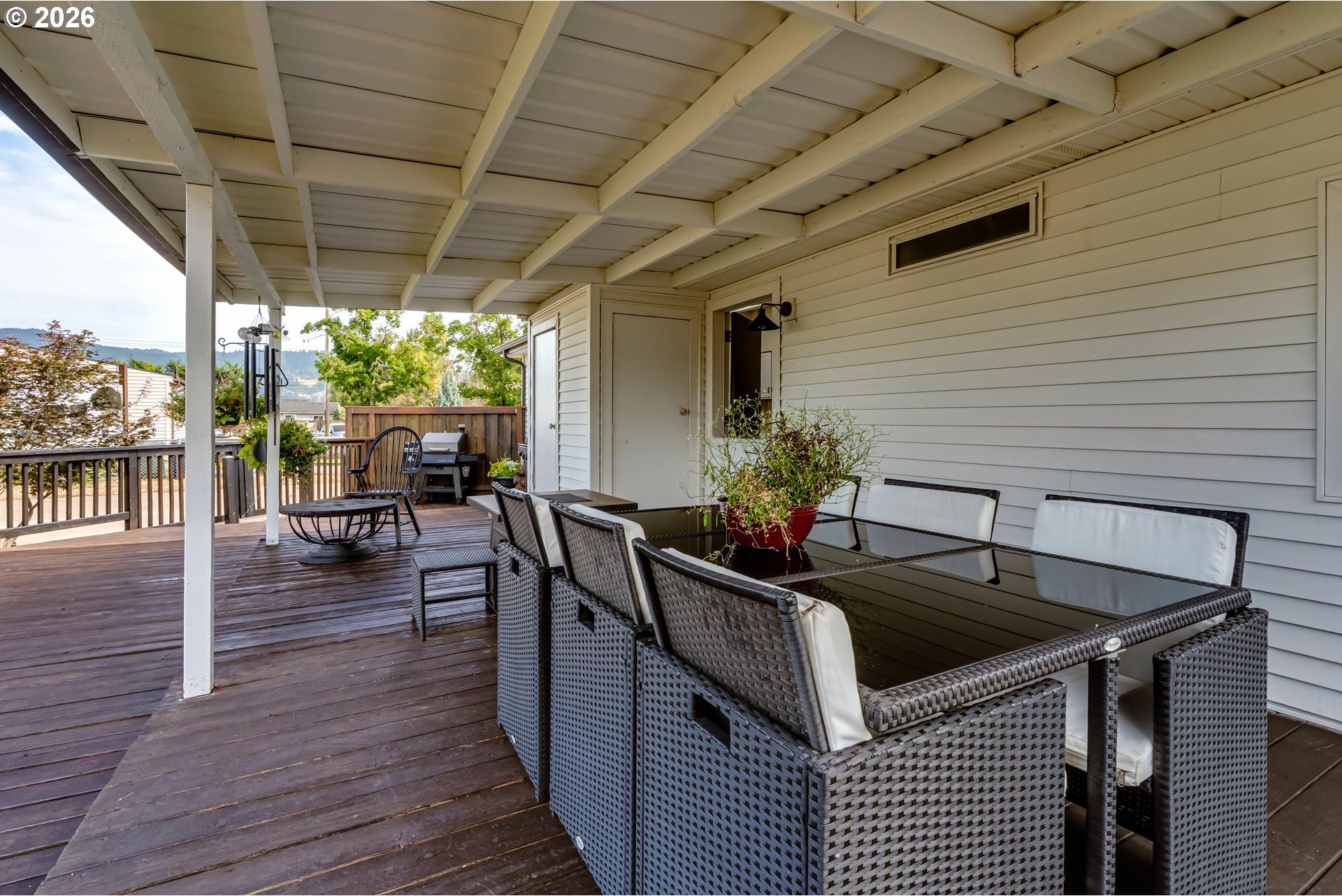 2226 32nd Street Springfield, OR 97477 - Photo 17 of 27 Gallery Image 17