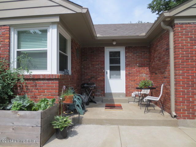 7906 Circle Crest Road Louisville, KY 40241 - Photo 26 of 38 Side Entry